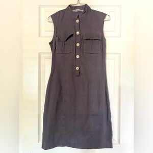 Gray sleeveless dress